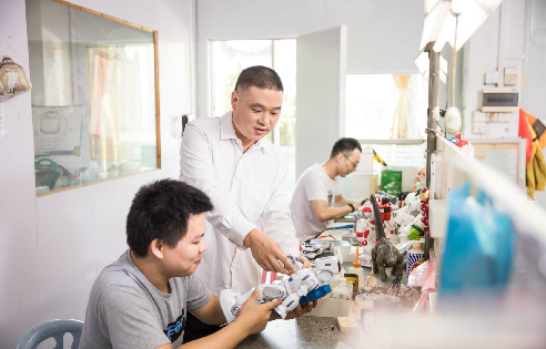 绿巨人污视频设计手板部门
